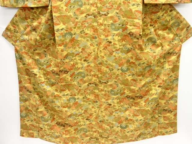  地紙に菊楓模様小紋着物